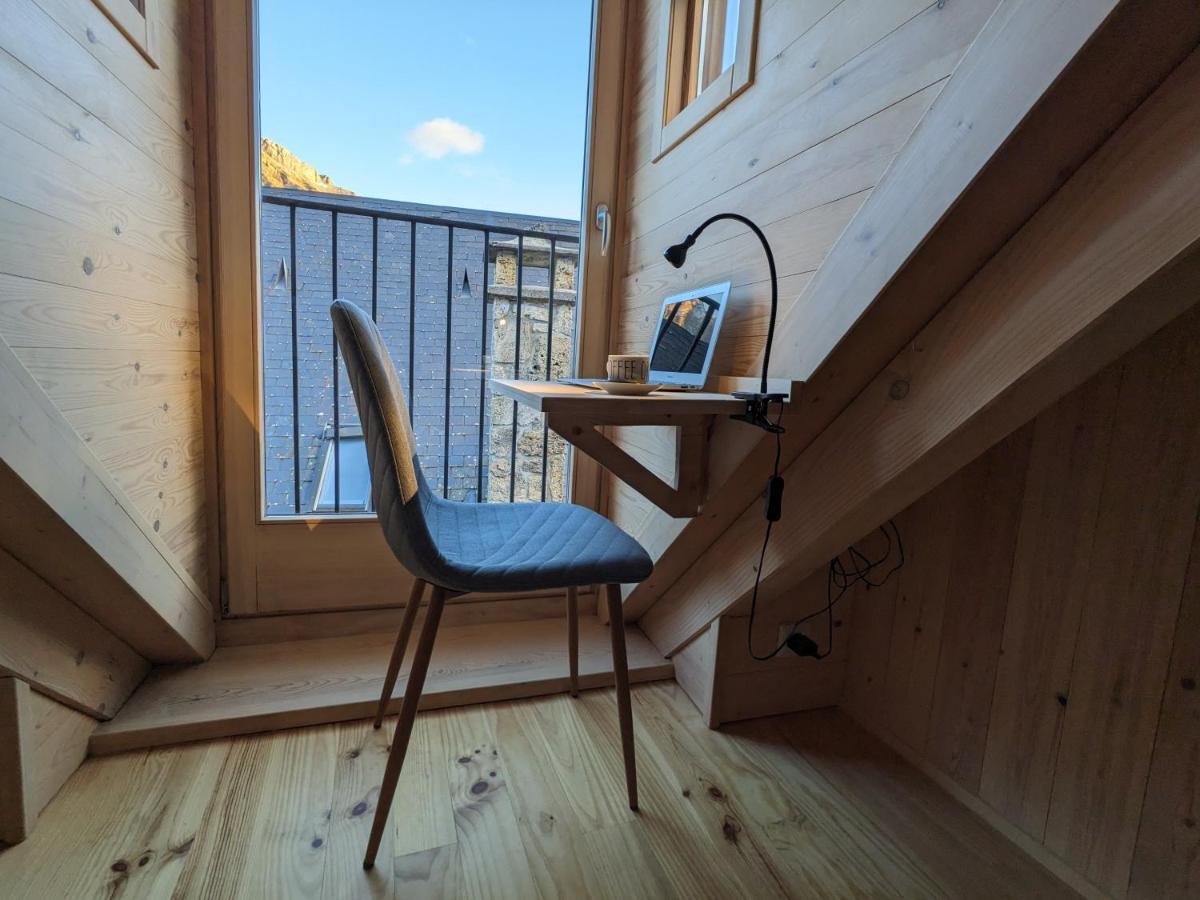Nornore: Una Casa Especial En La Montana Пьєдрафіта-де-Яка Екстер'єр фото